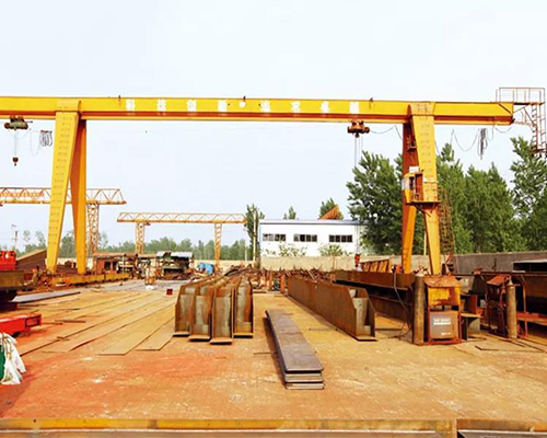 門式起重機(jī)